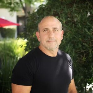 Ilan Sigura CEO of Sigura Construction